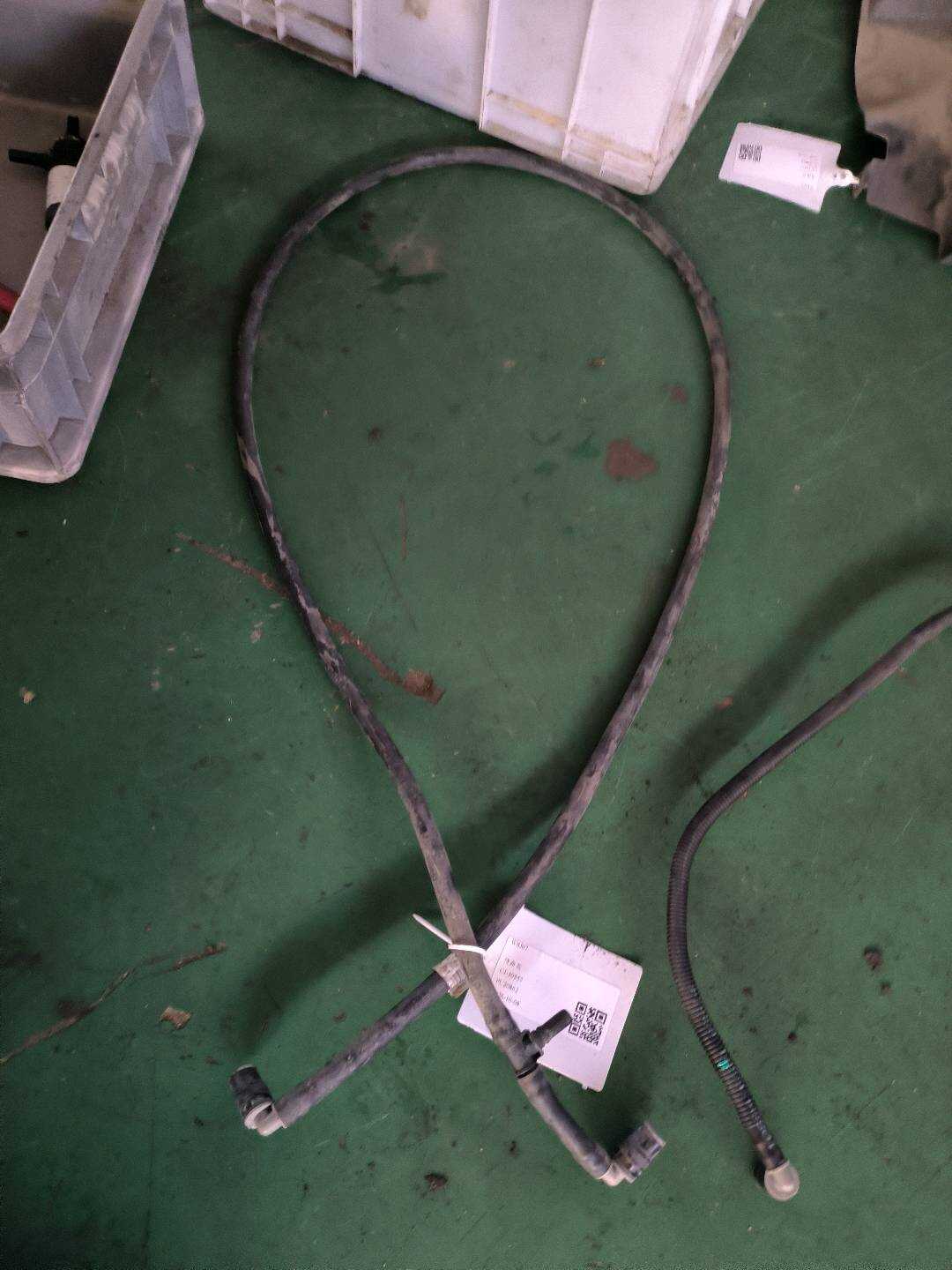 61677241690 前大灯清洗装置软管