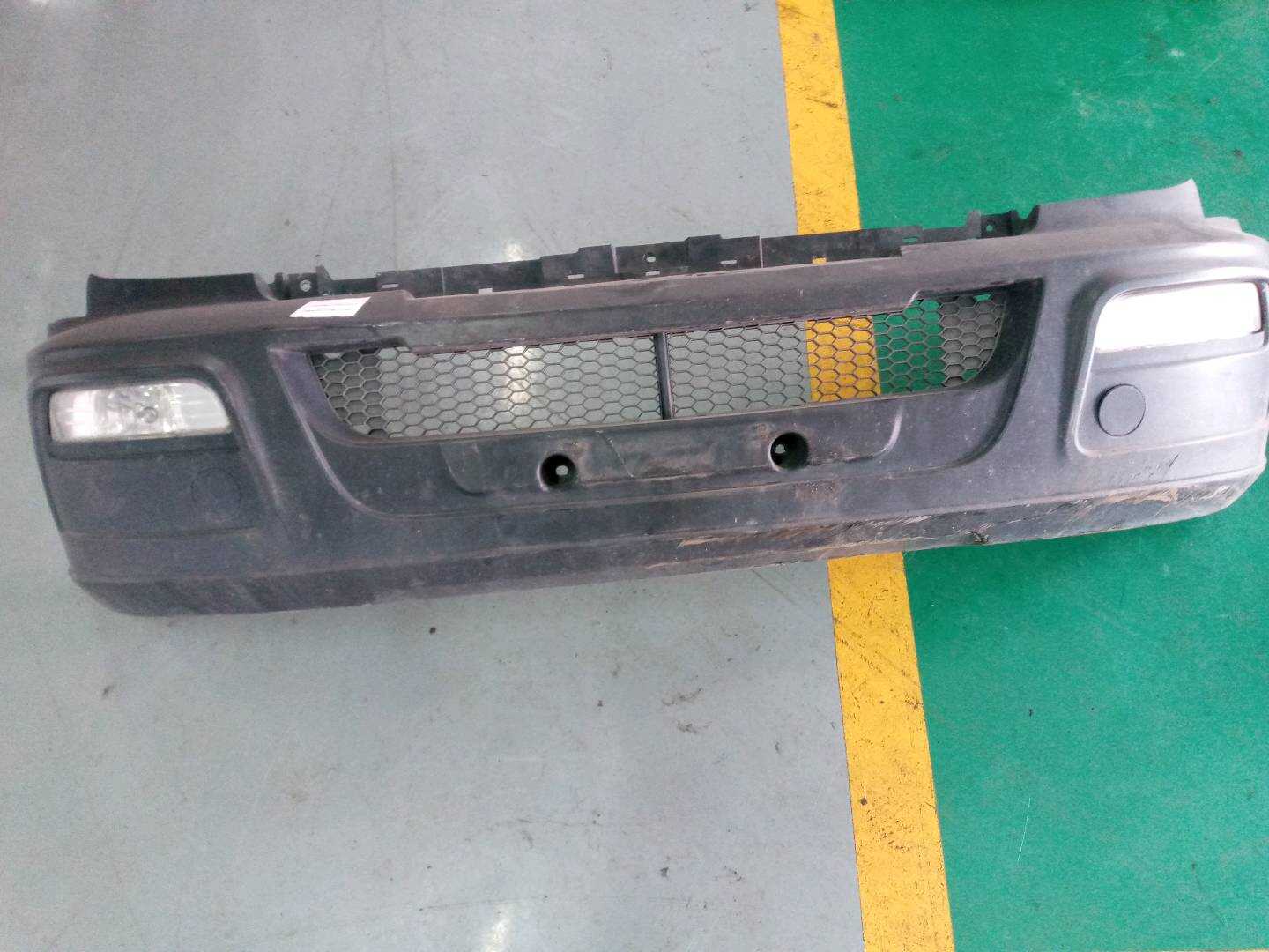 C00109314 前保险杠皮