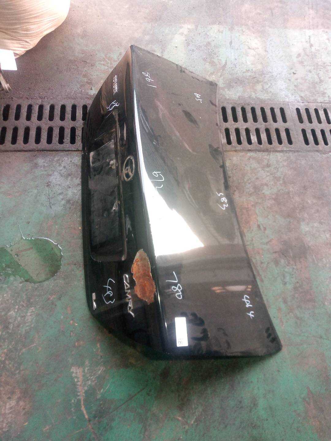 6440133270 尾盖