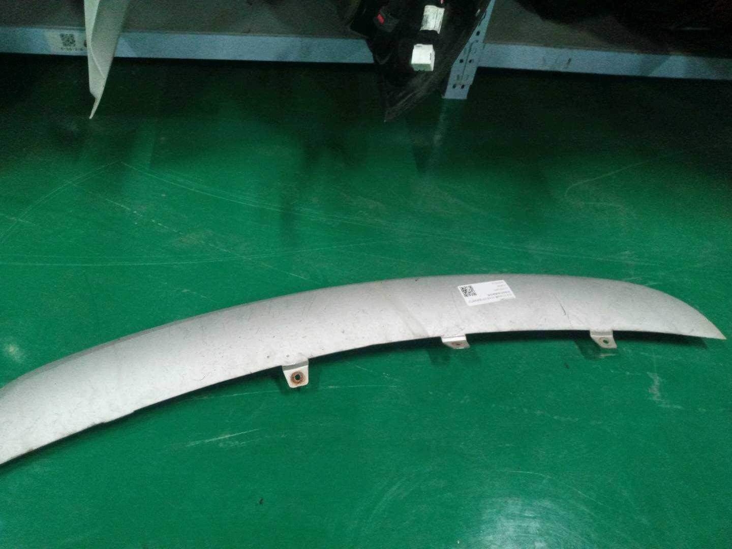51117172450 前保险杠格栅装饰框