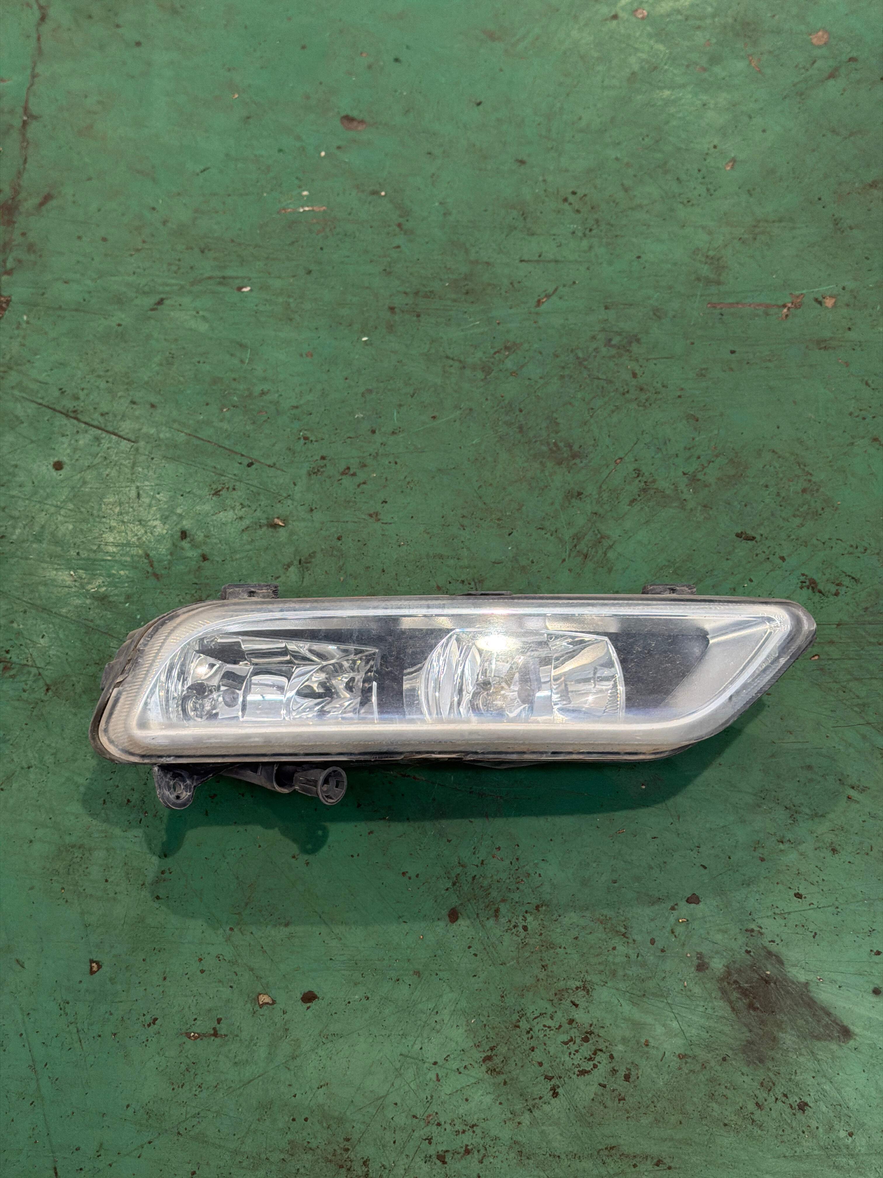 L3AD941662 前雾灯(右)