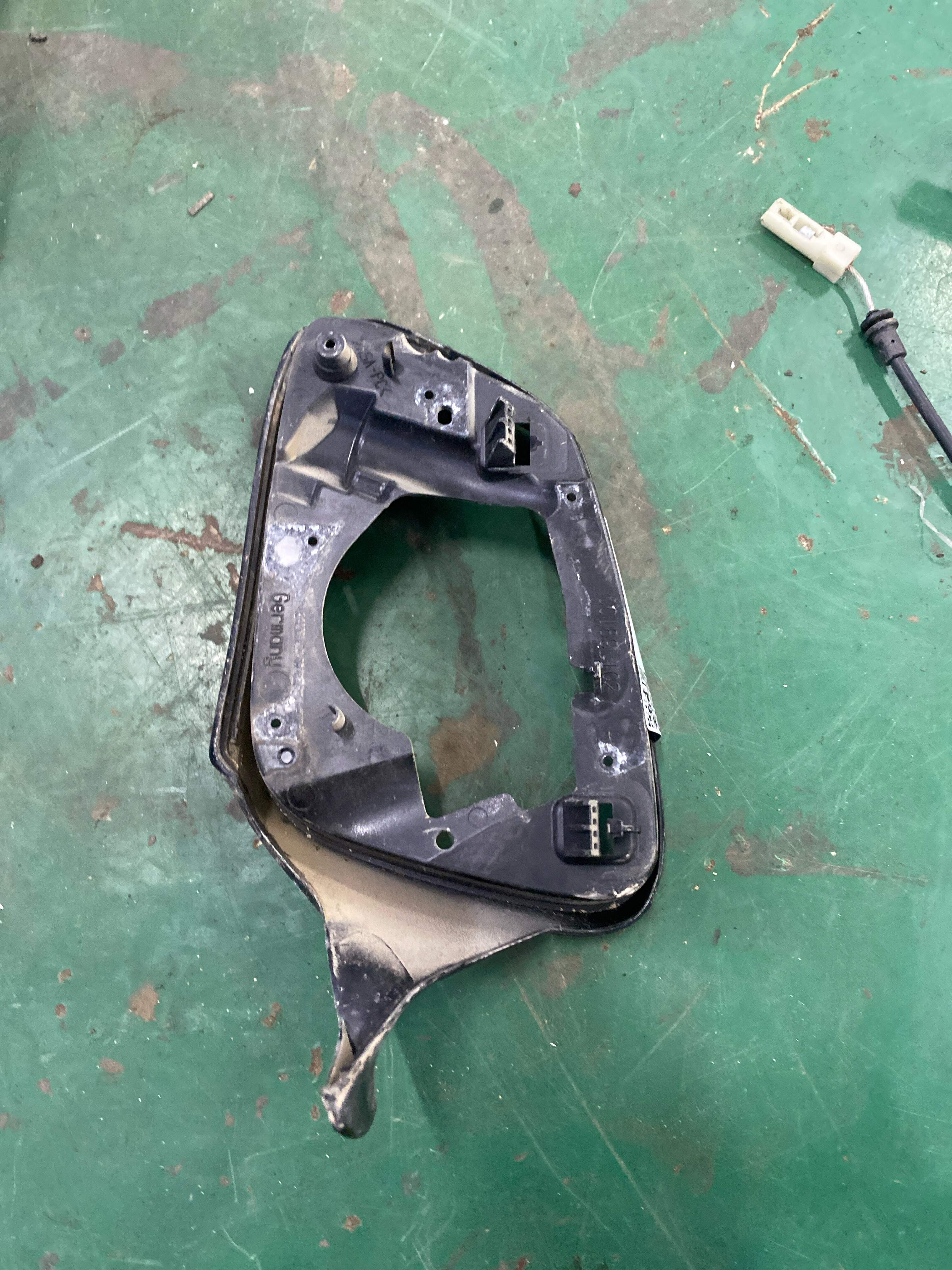 51167308644 Side Mirror Frame, Right