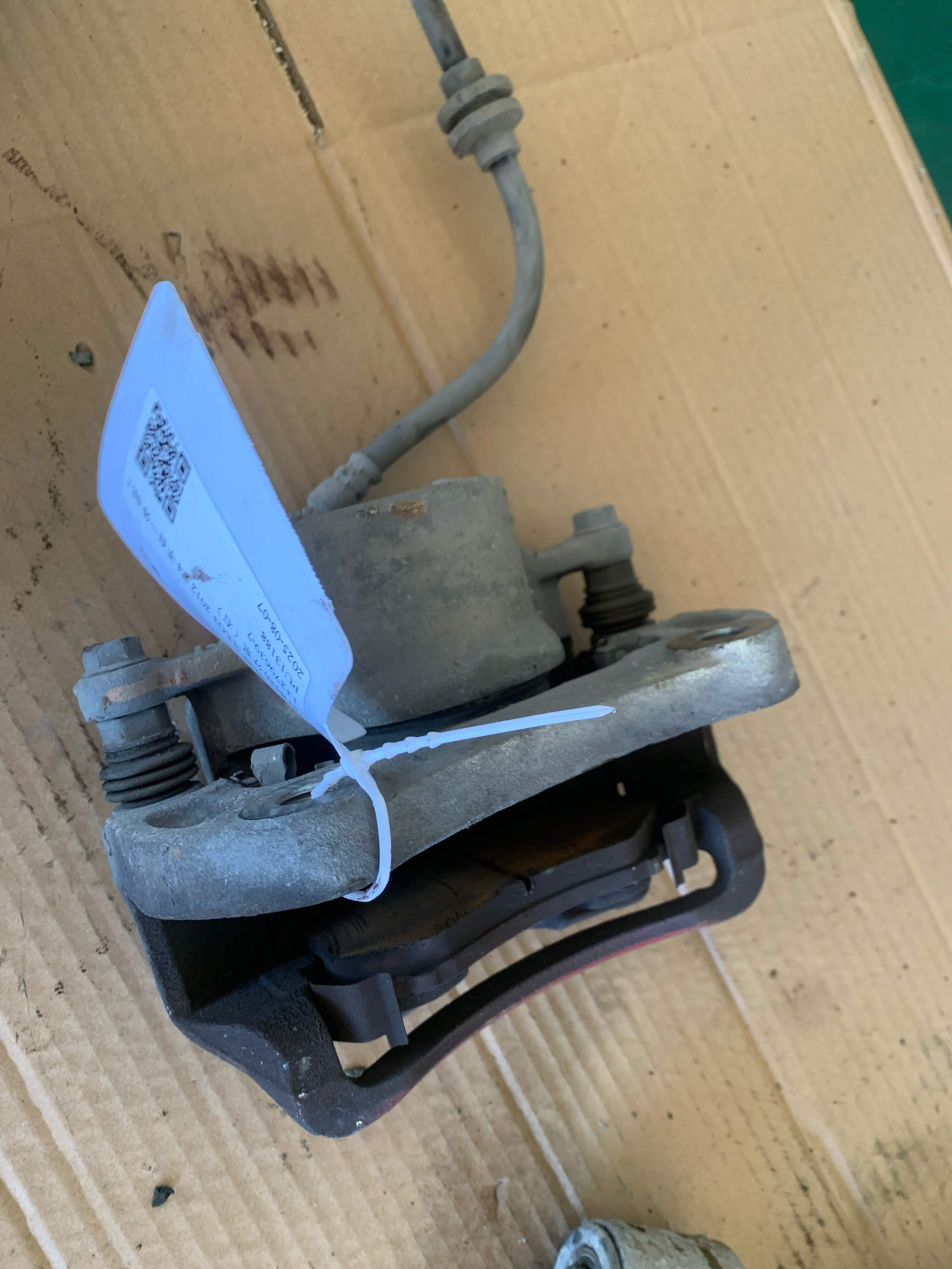 13279639 Front Brake Caliper, Right