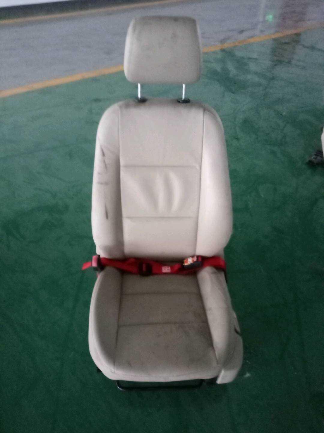 AM51F600L05AA1E61 驾驶员座椅总成
