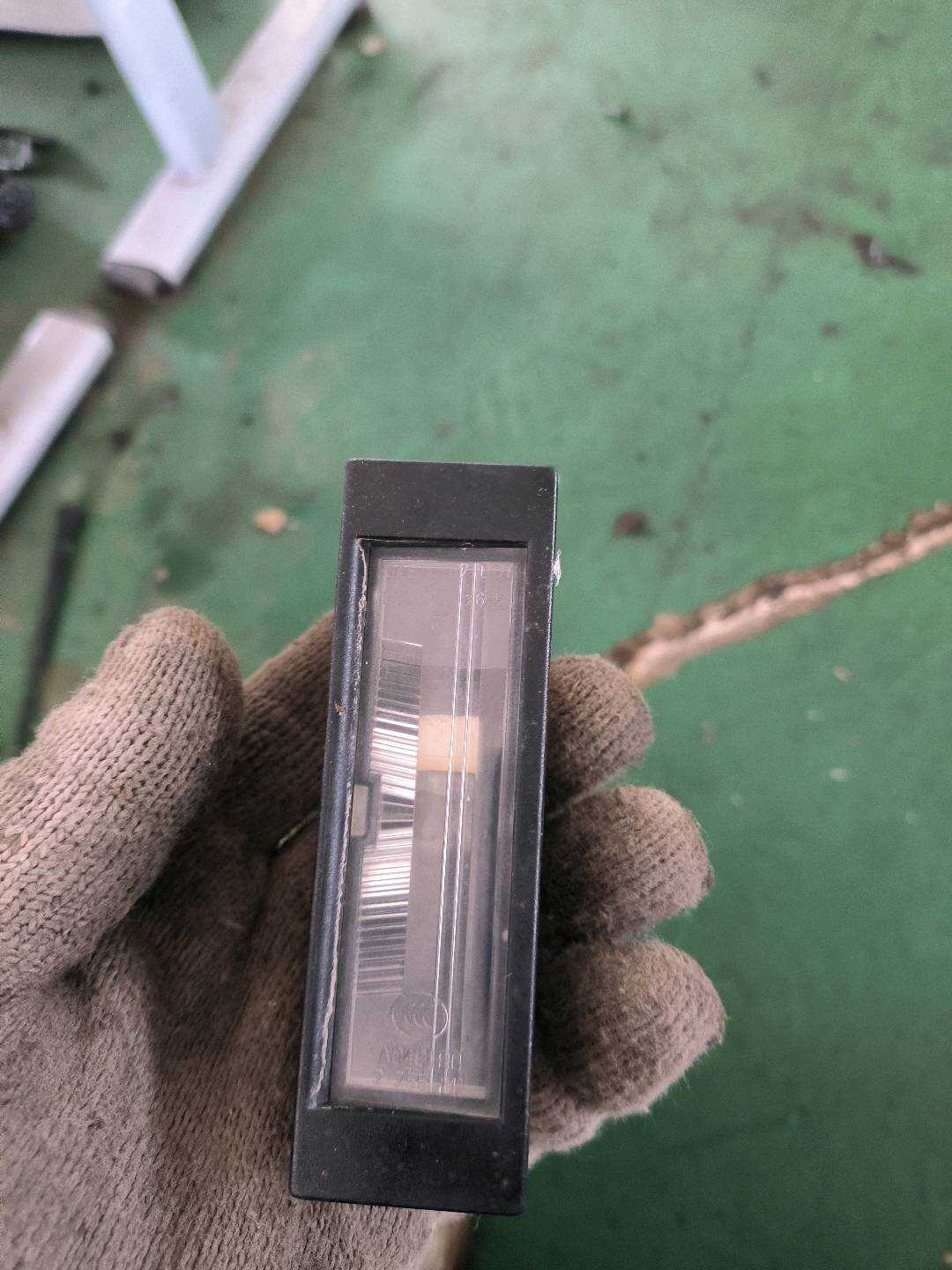 63262755711 后牌照灯
