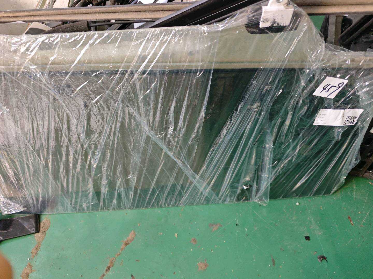 MEH6203100A Rear Door Glass, Left