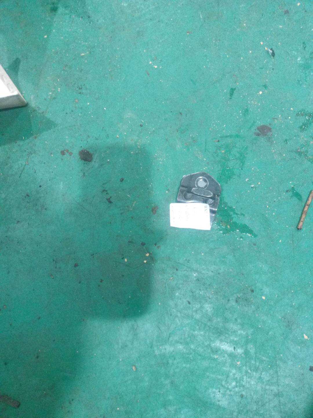 51247294437 尾盖锁栓