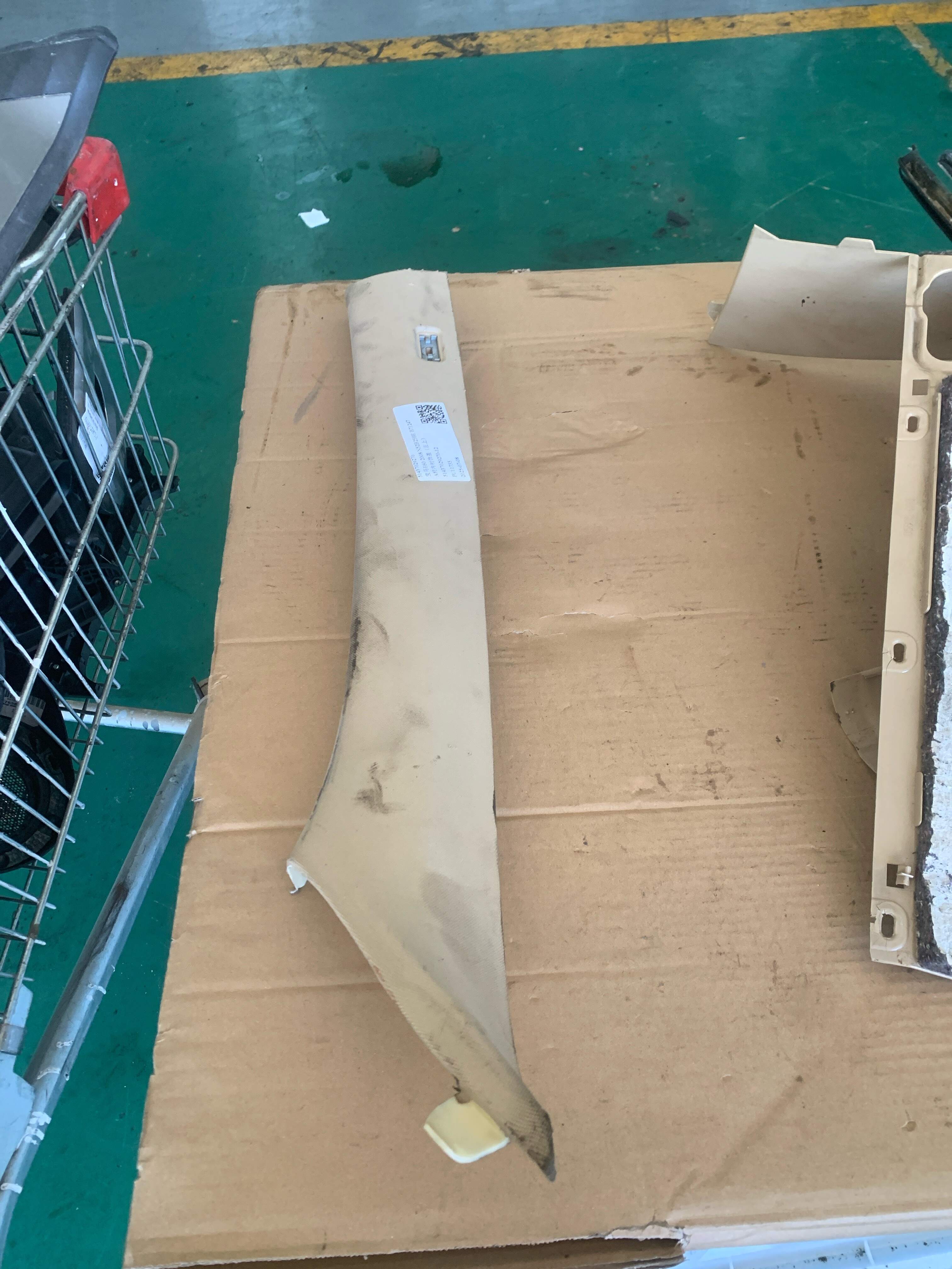 51437029270 A-Pillar Trim Cover (Upper Left)