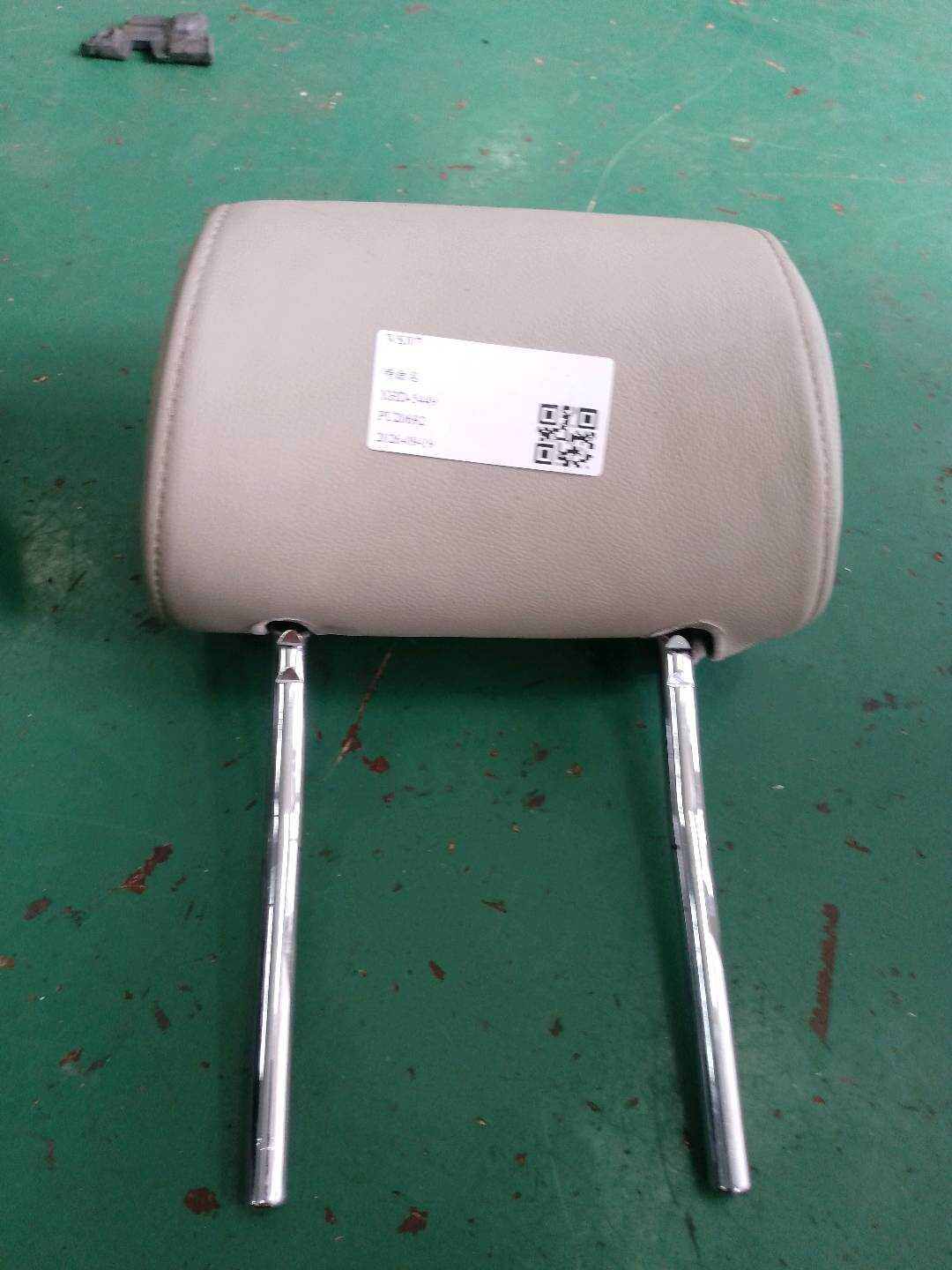 L4FD881902DKK4 副驾驶员座椅头枕