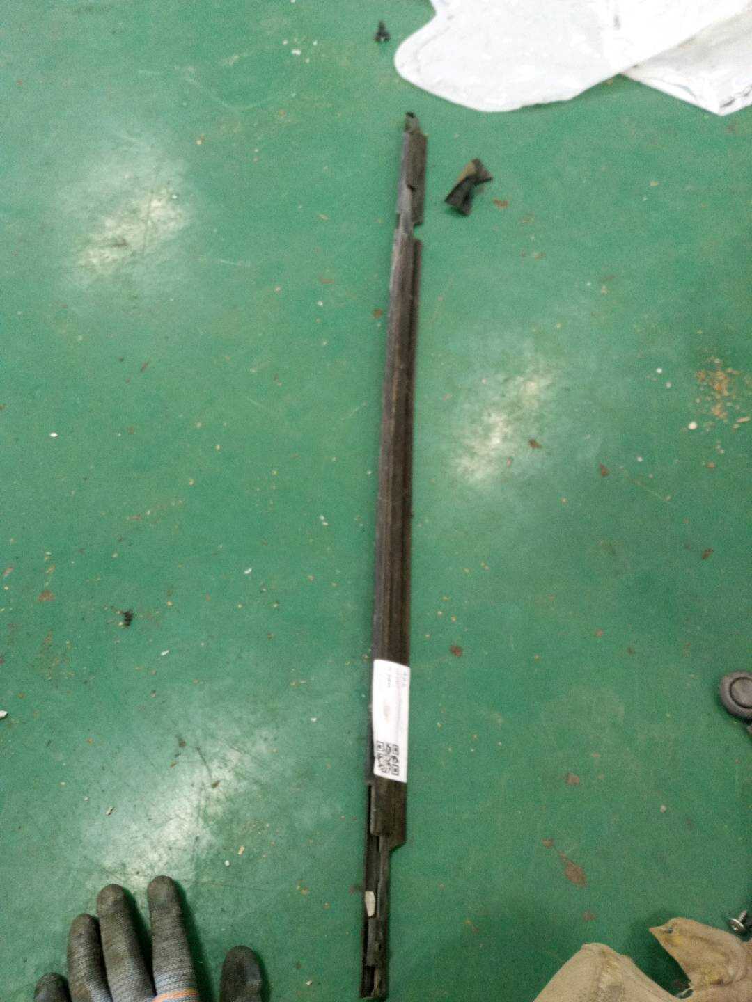 757220G010 后门玻璃压条(左外)