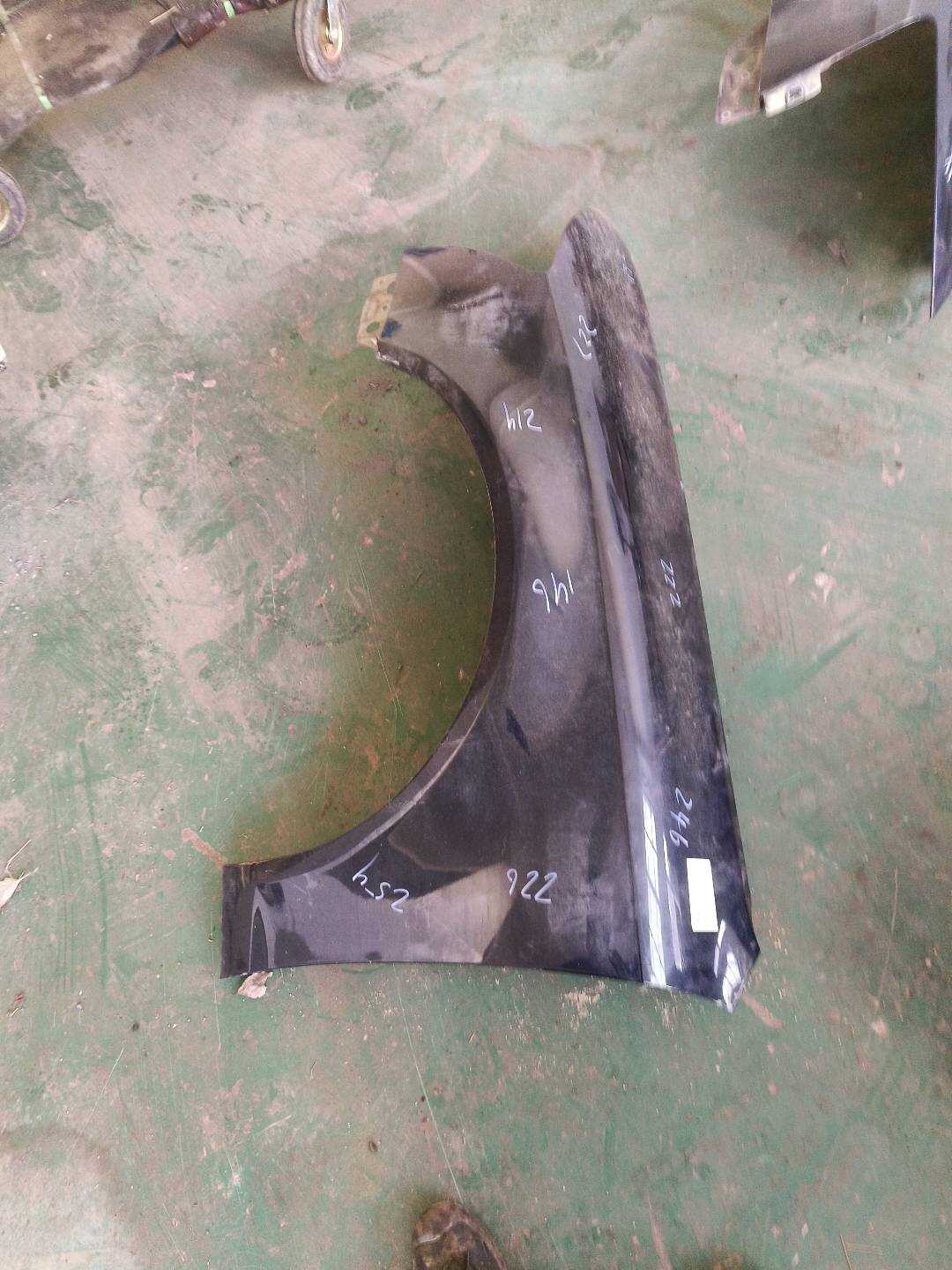 L4FD821103A Front Fender, Left