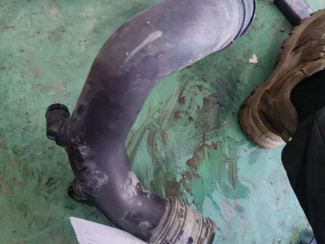 T2H1949 Air Filter Outlet Pipe No.2