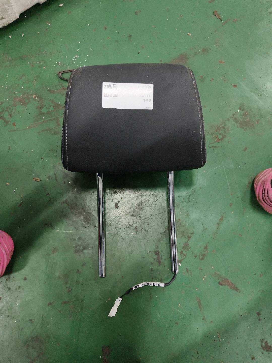 52107255866 Driver Seat Headrest