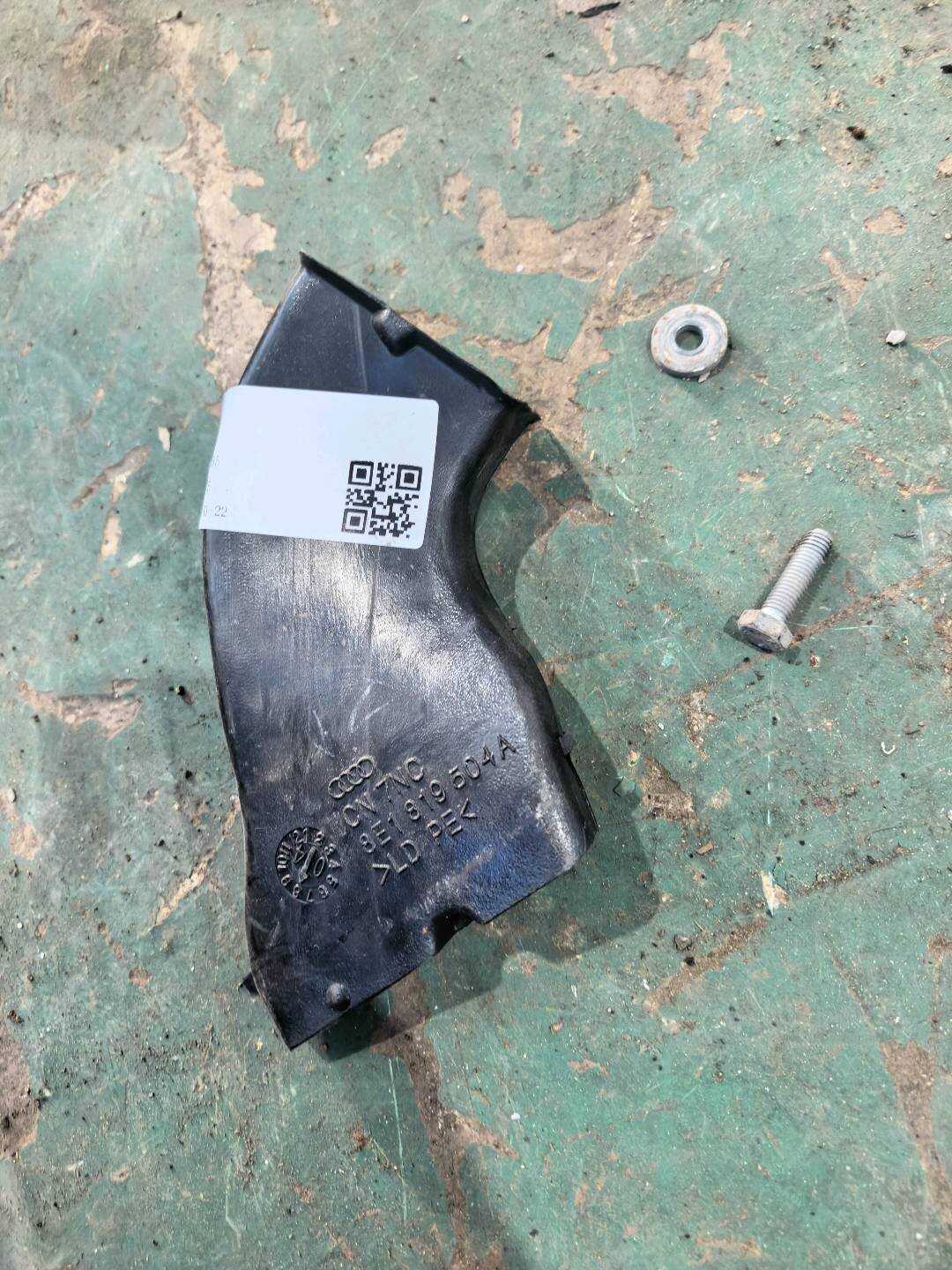8E1819504A Rear Seat Area Heater Duct