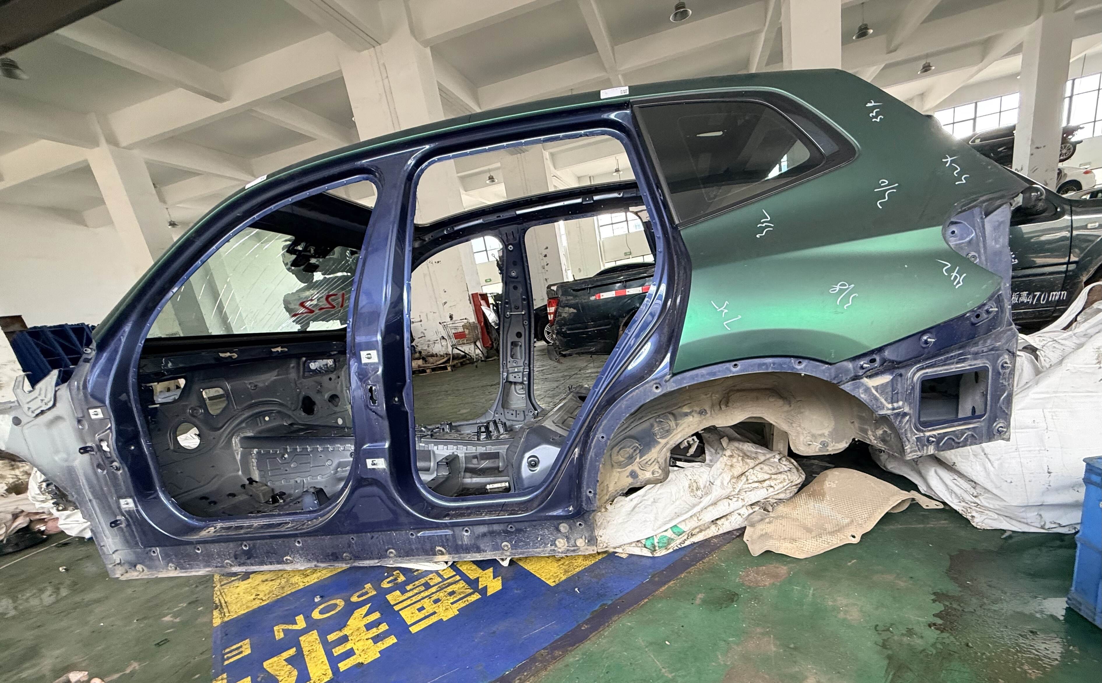 41002455994 车身总成（车壳）