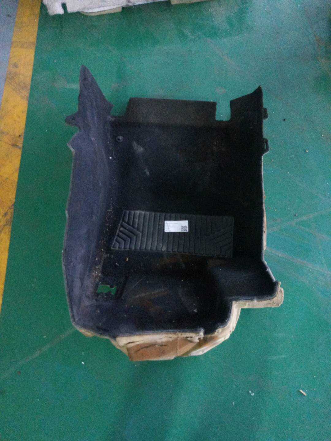 A21268001409G07 主驾驶地毯