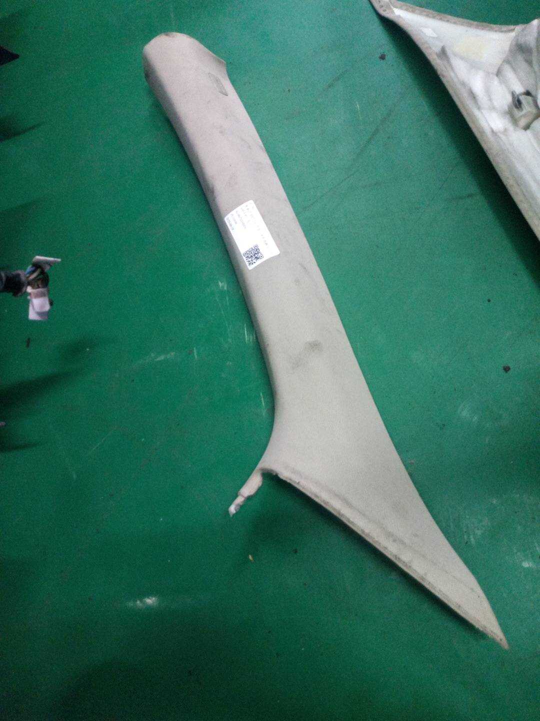 4L0867233BJ54 A柱内衬（左上）