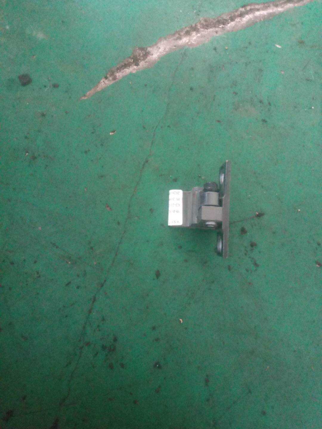 41527200244 后门铰链半个(右上)
