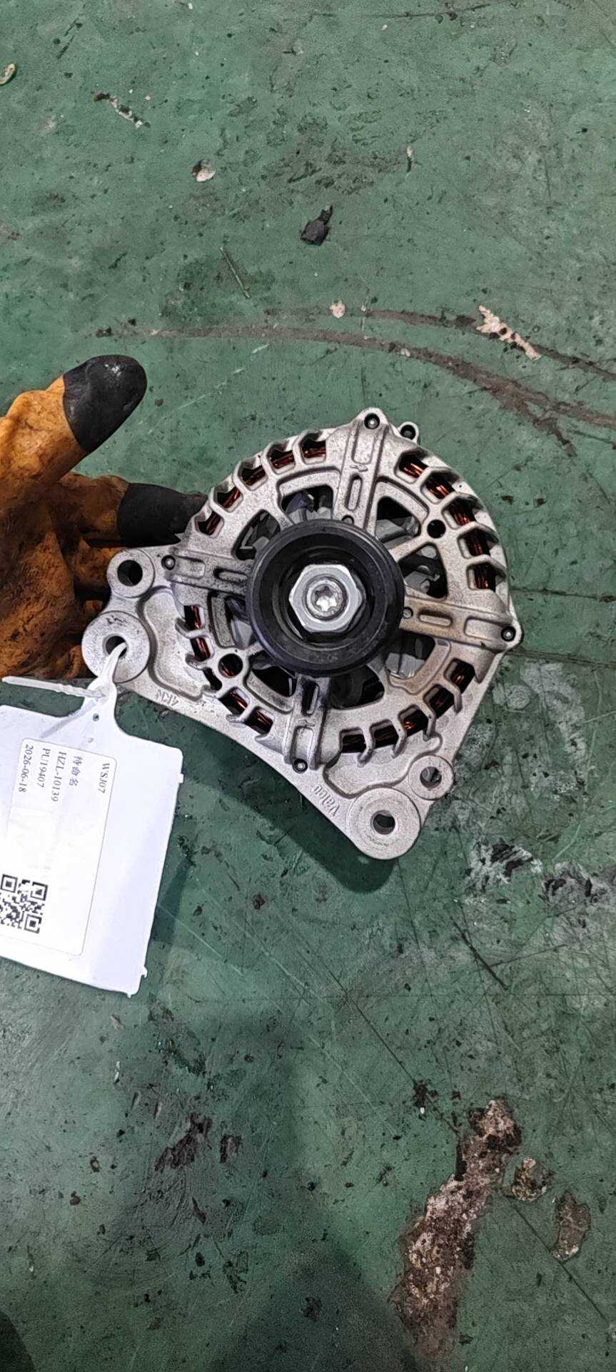 04E903021 Alternator