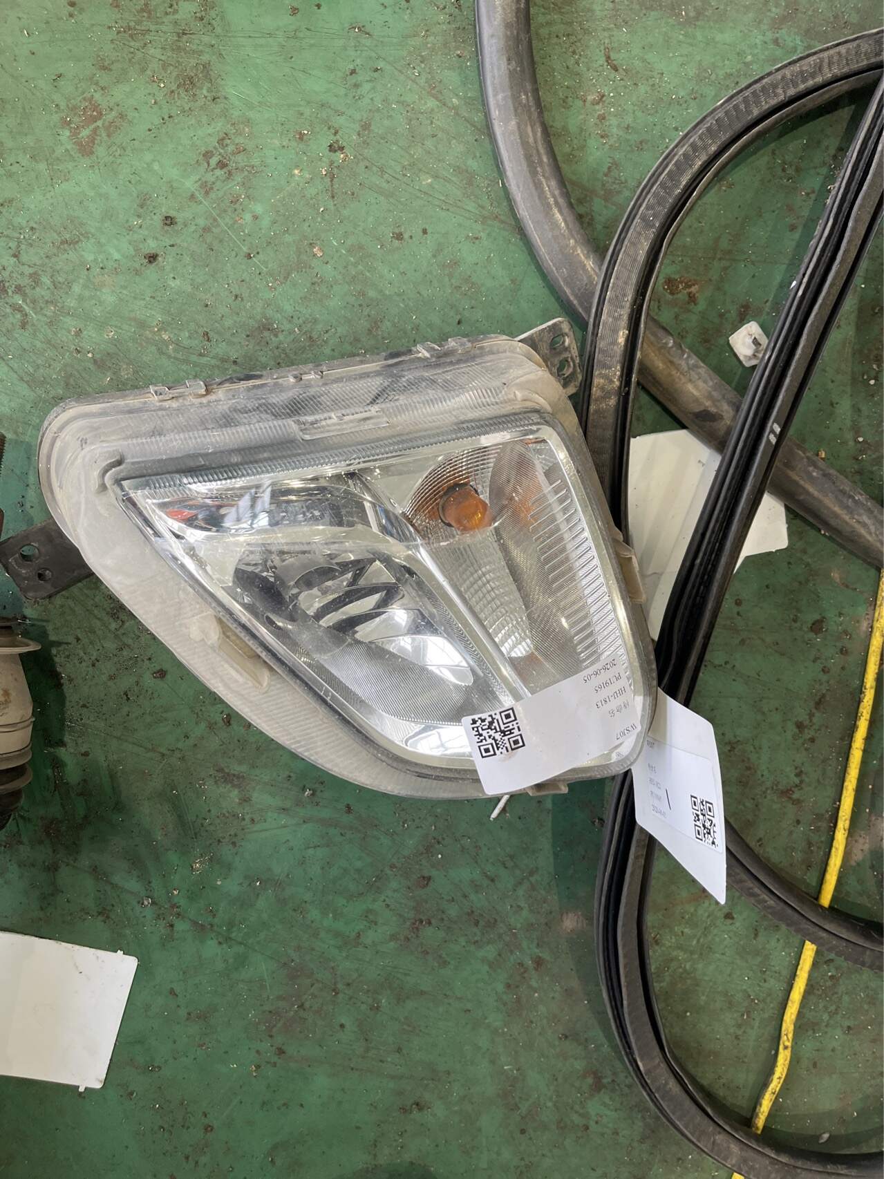 26683422 Front Fog Light, Left