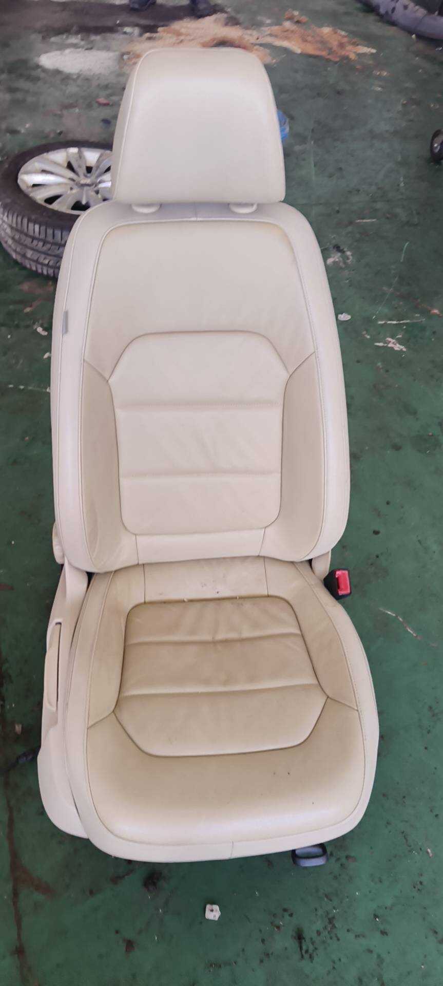 3AD881022 副驾驶员座椅总成