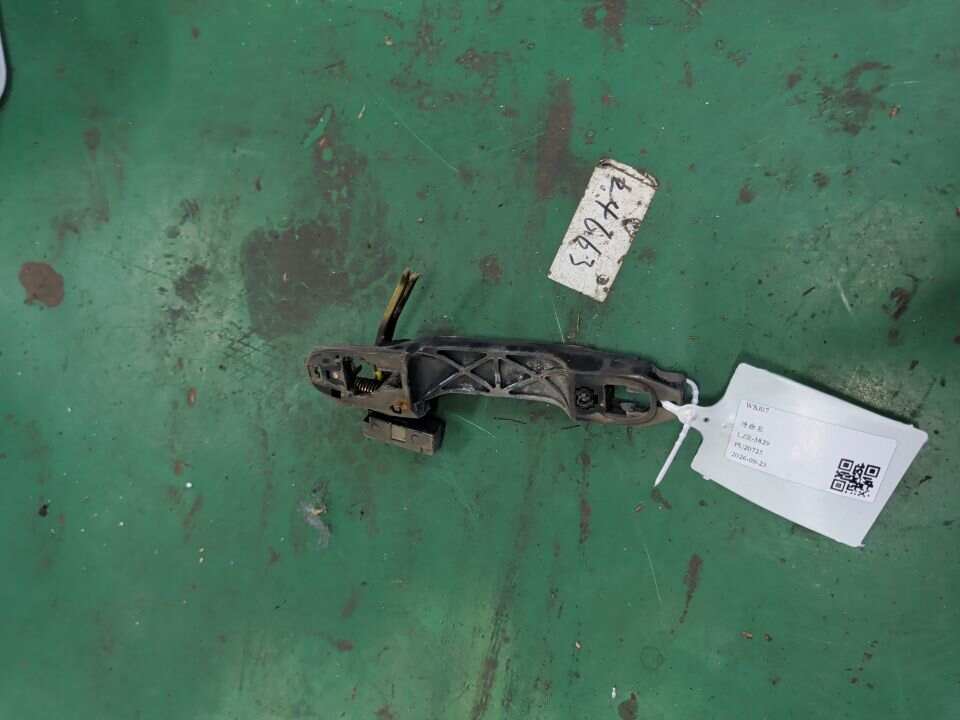 6920433010 Rear Door Outer Handle Mounting Frame, Left