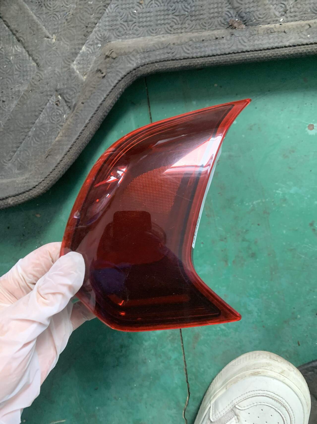 9806987480 Inner Tail Light Assembly, Right