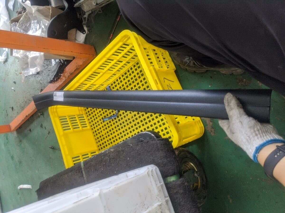 51477339622 Front Door Sill Trim Panel (Right Inner)