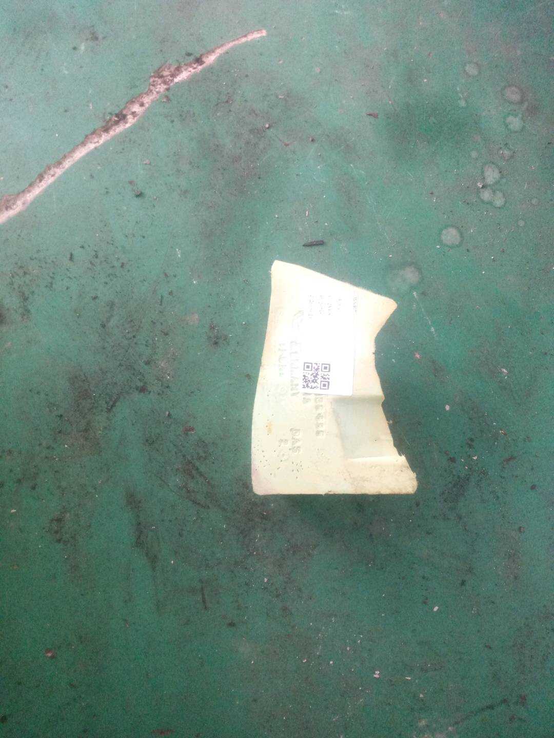 51487036666 变速器传动轴盖板填充物(右后)