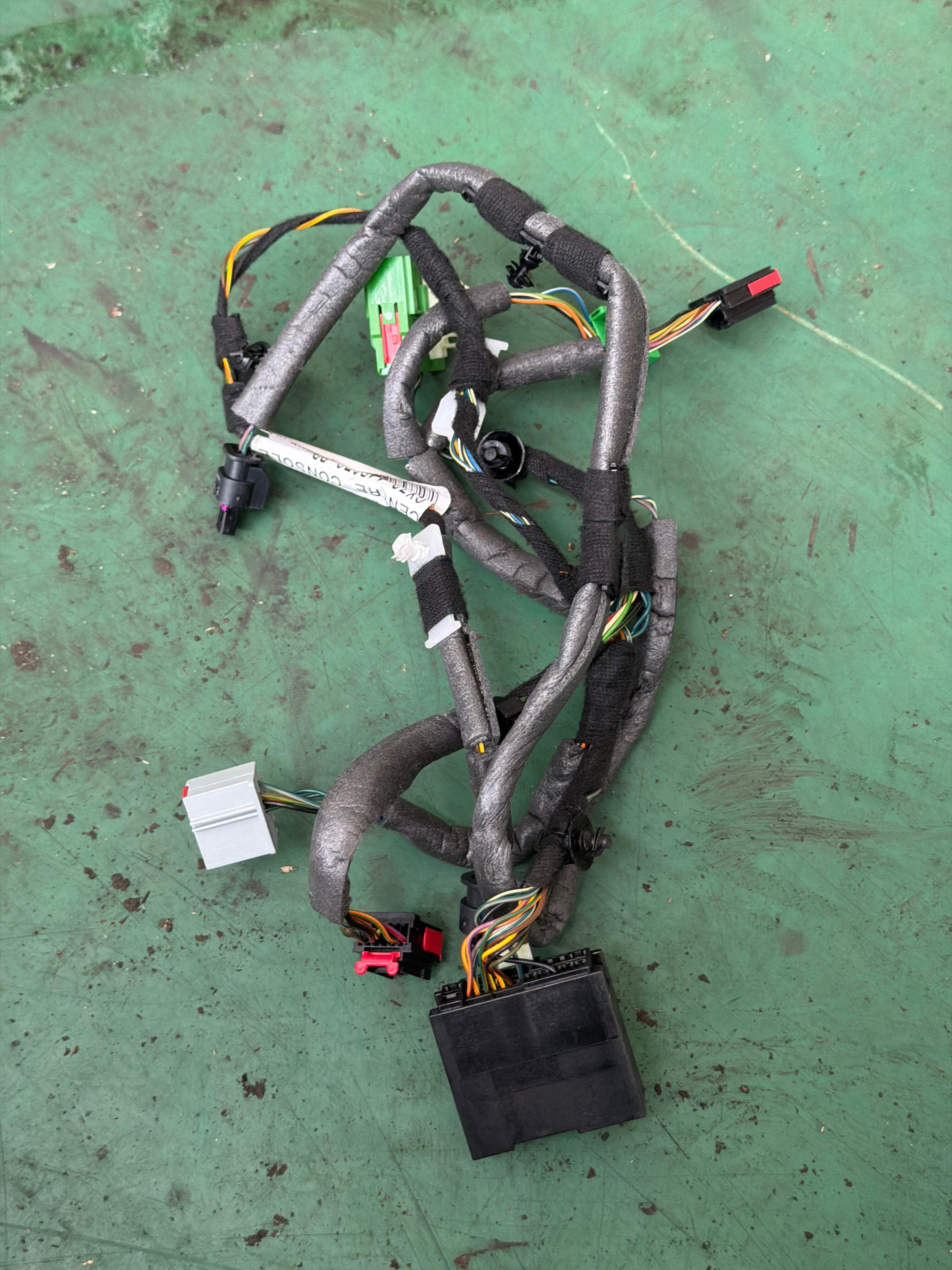 T2H29882 Center Console Wiring Harness