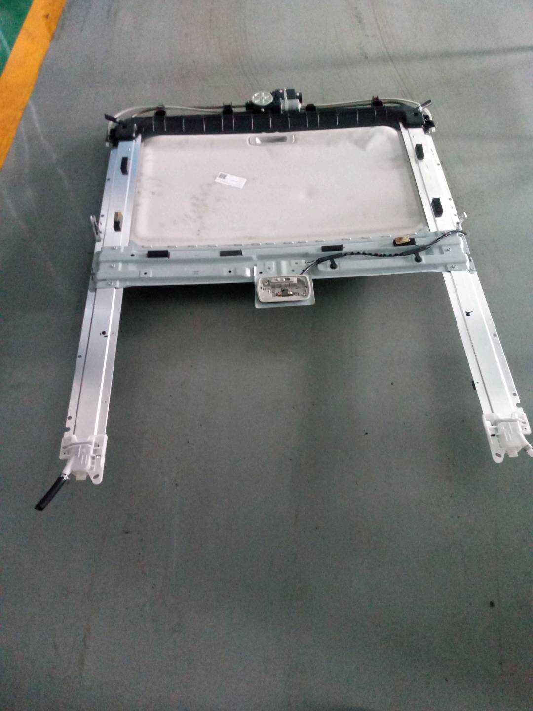 5703100AKZ16B3Y Sunroof Assembly