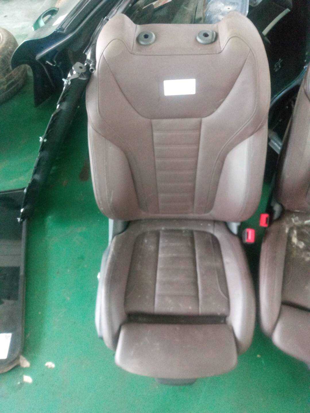 52107414625 副驾驶员座椅靠背骨架