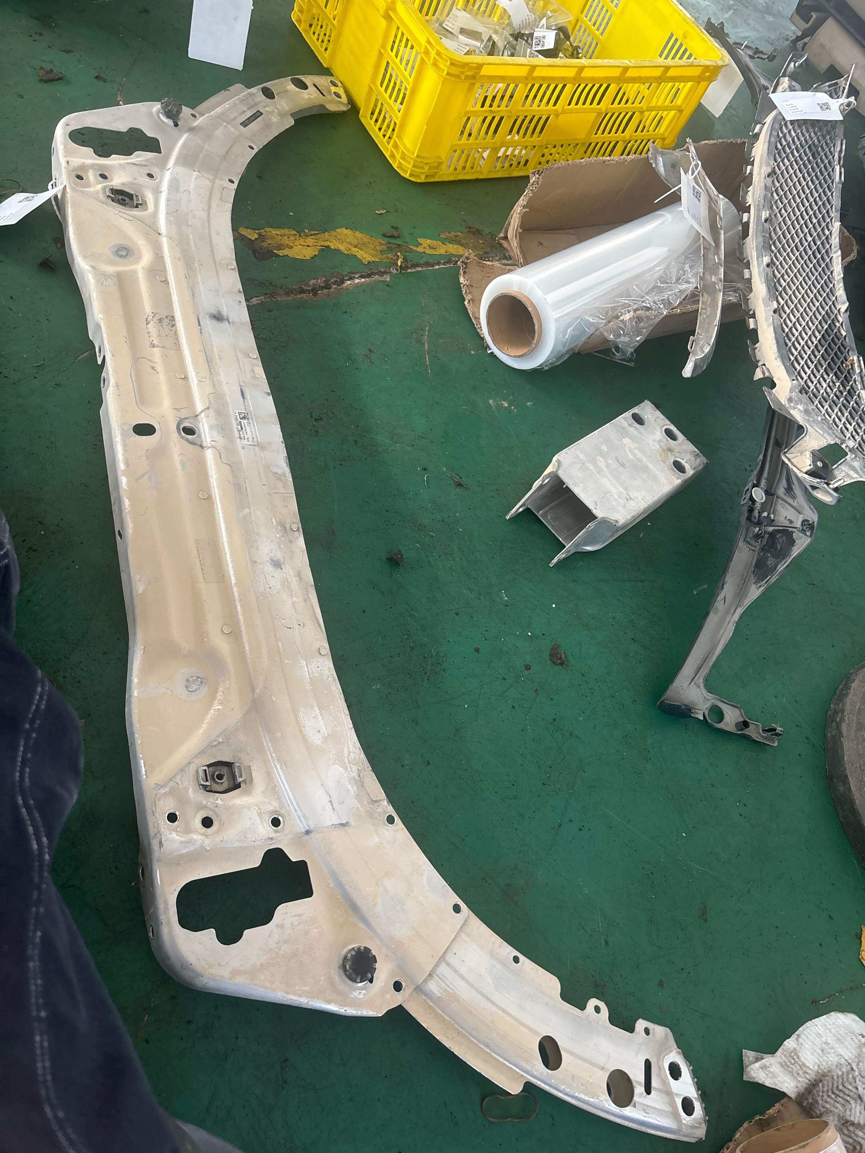 A2056204201 Radiator Support Crossmember, Upper
