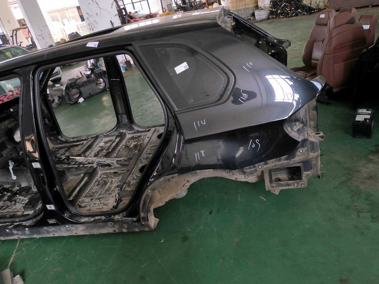 41217174353 后叶子板(左)