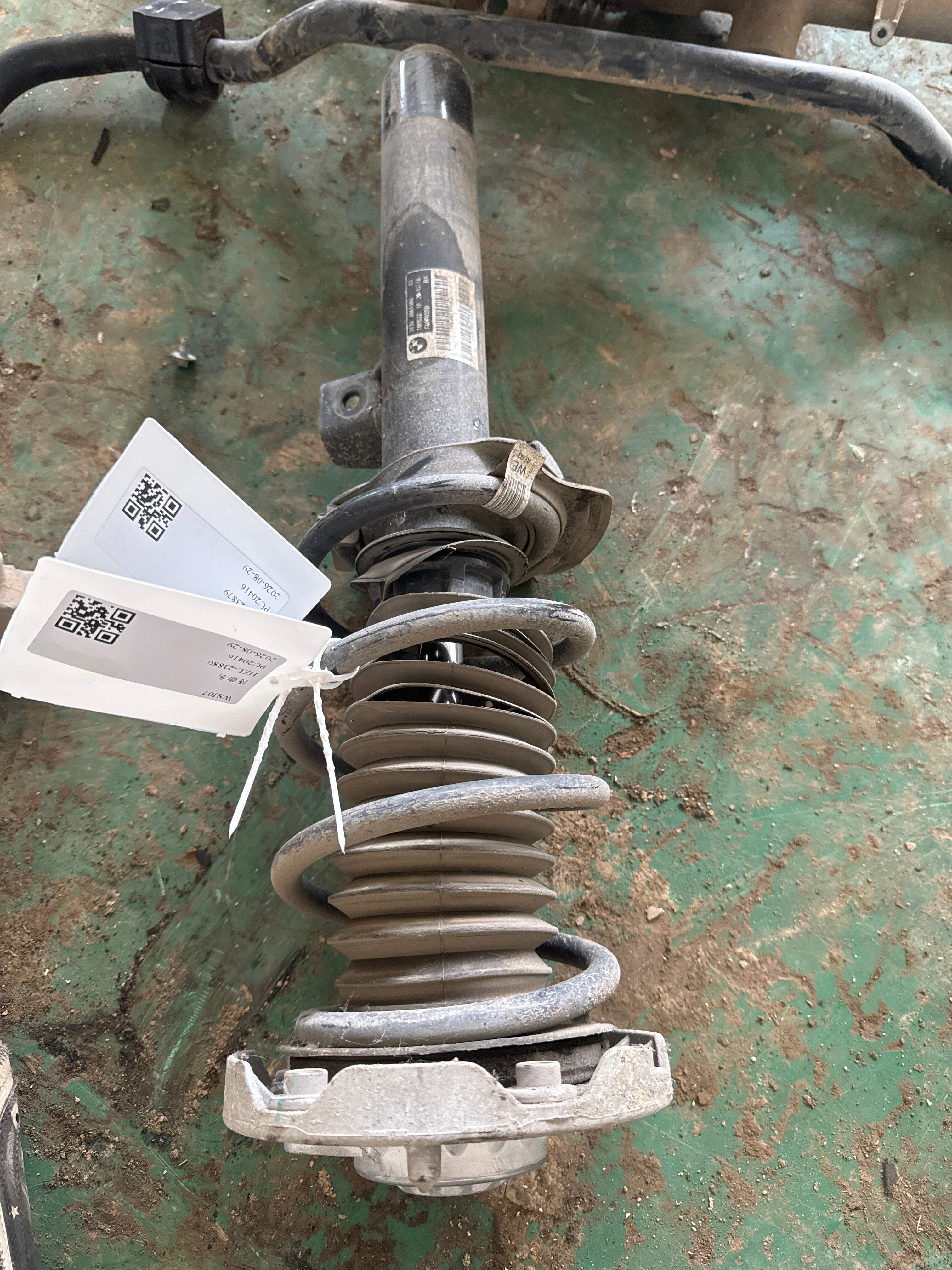 31336872414 前减震器螺旋弹簧