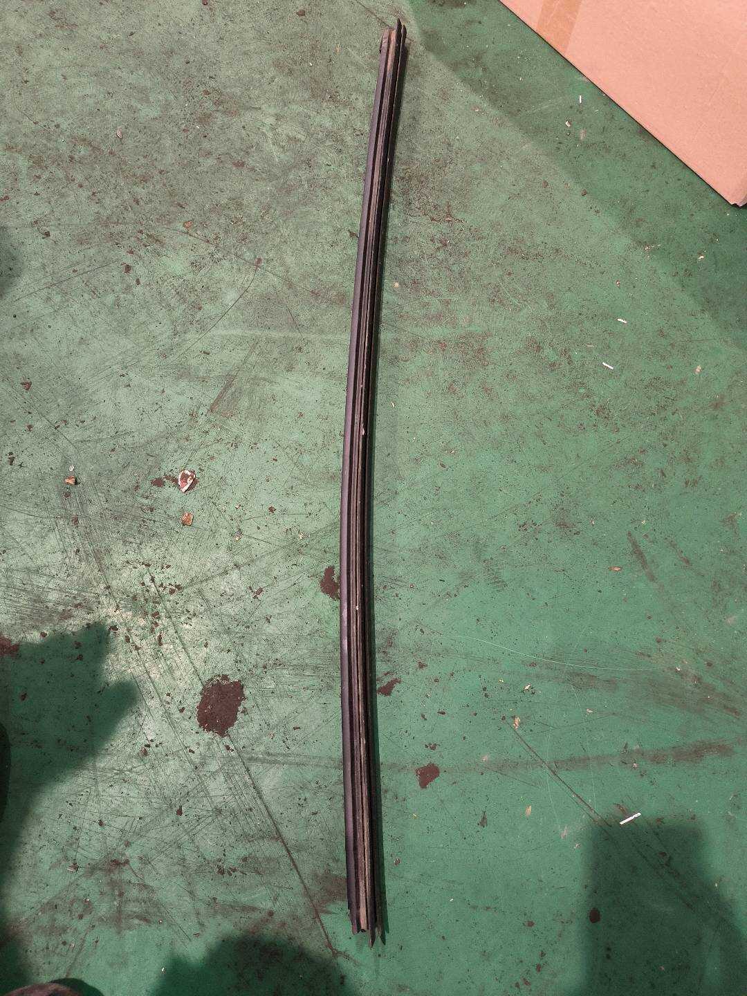 82220B3000 前门玻璃压条(右外)