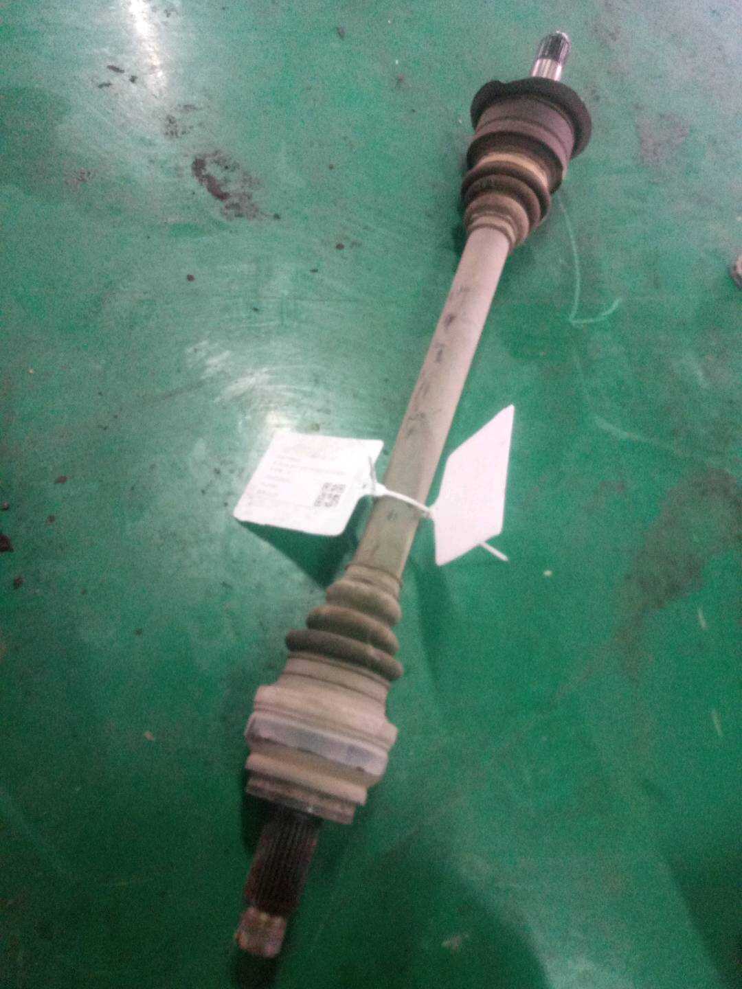 33207599253 后半轴(左)