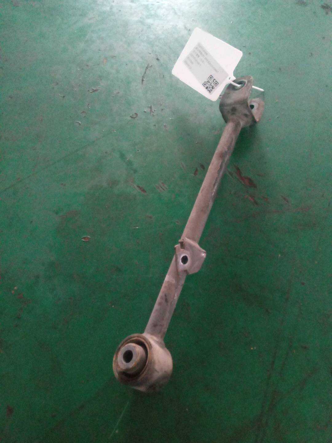 52375TA0A00 后下摆臂(左前)