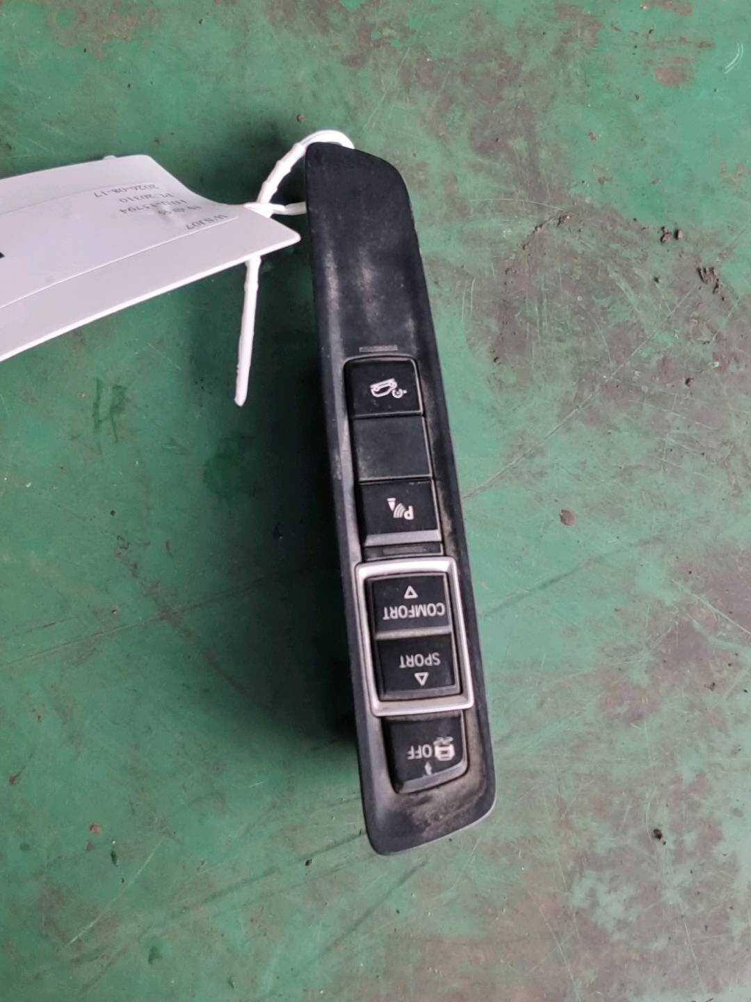 61319262719 车辆稳定控制系统开关