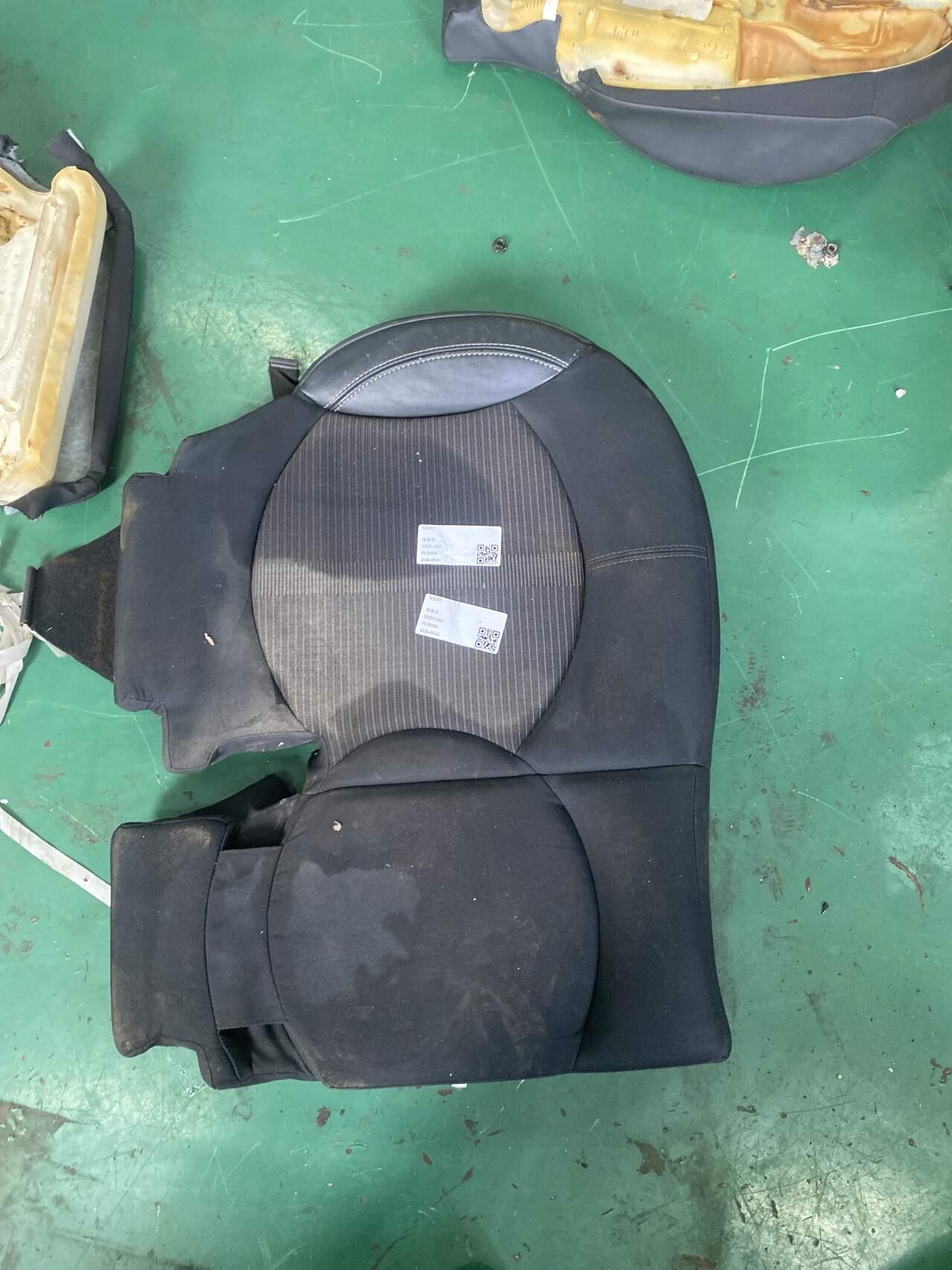 52209802450 Rear Seat Base Cushion, Left