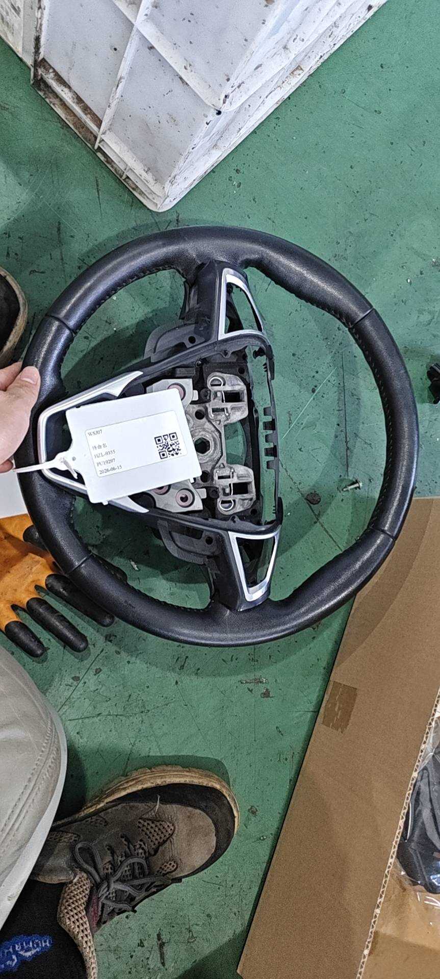FK733600BJ3ZHE 方向盘