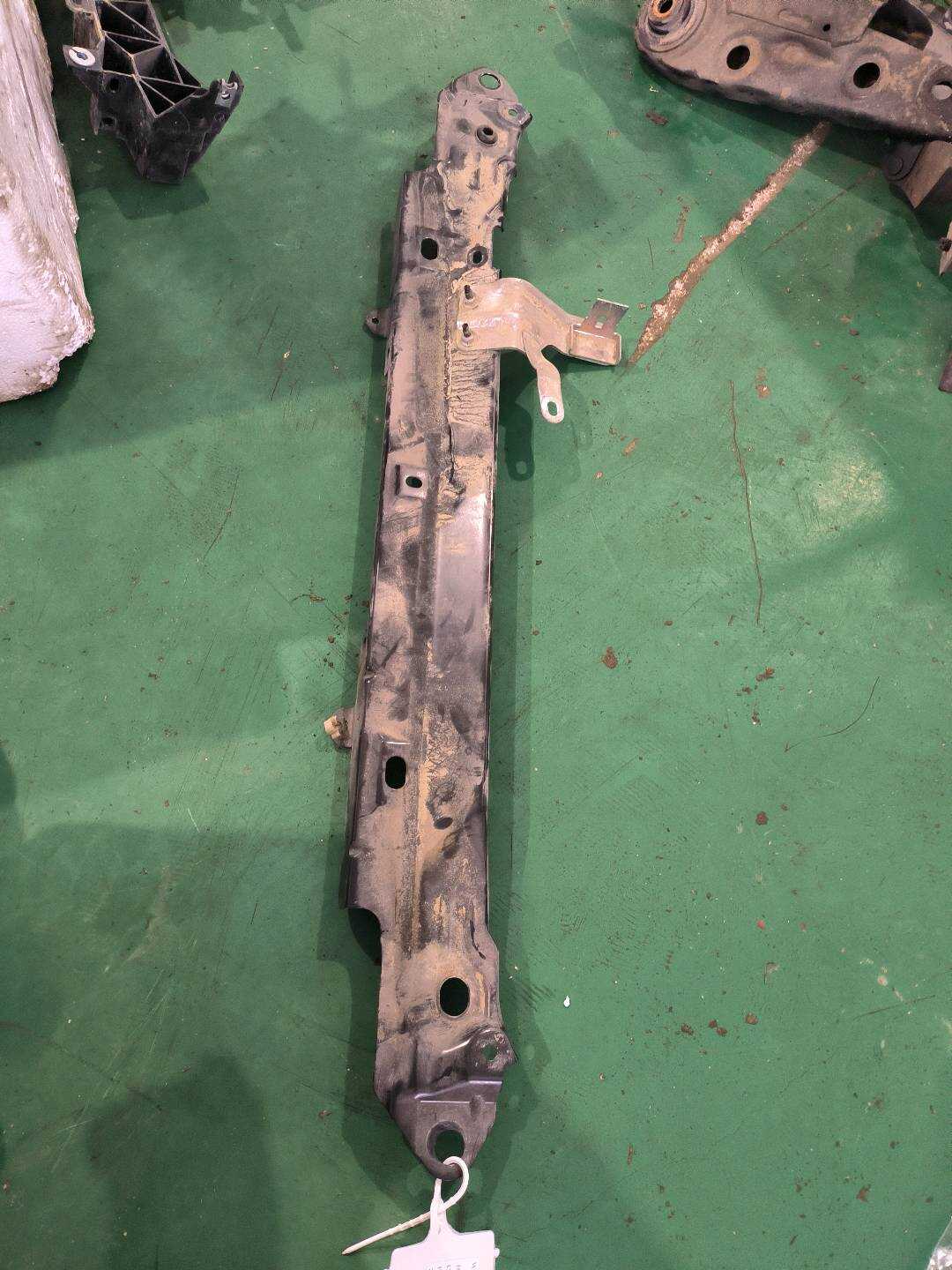 622902V70A 散热器框架上横梁