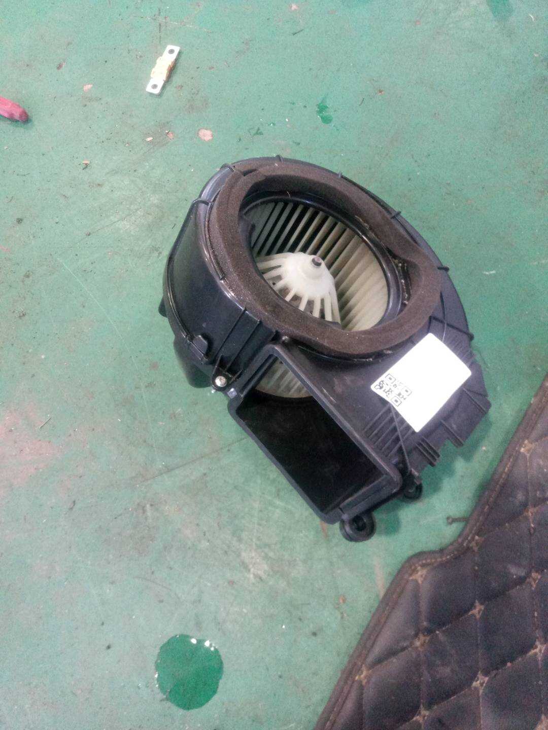A0008358004 Blower Motor, Rear