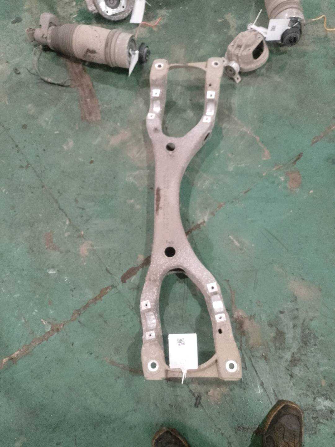 7L8512369 Rear Axle Housing