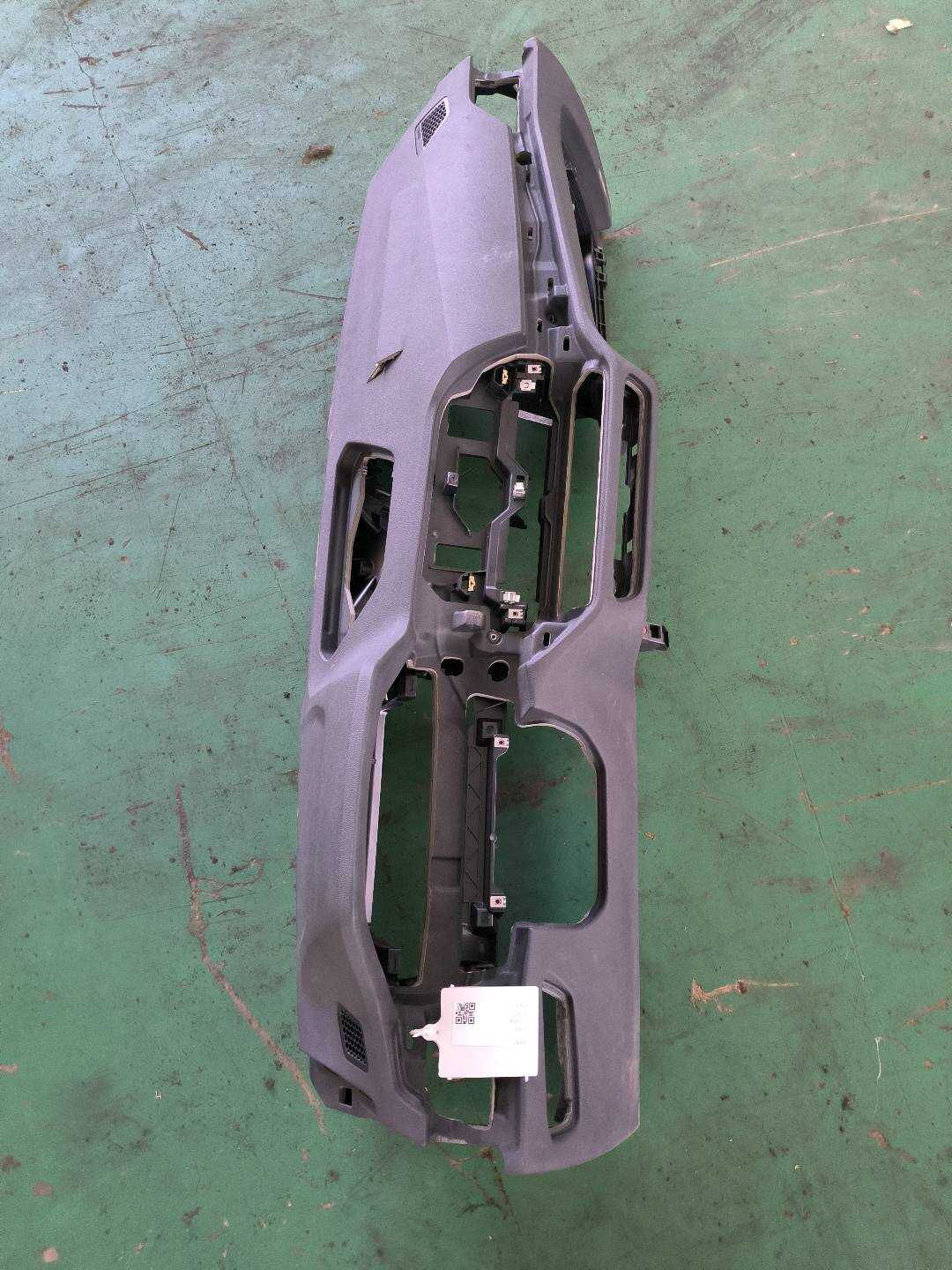 51459476382 仪表台壳