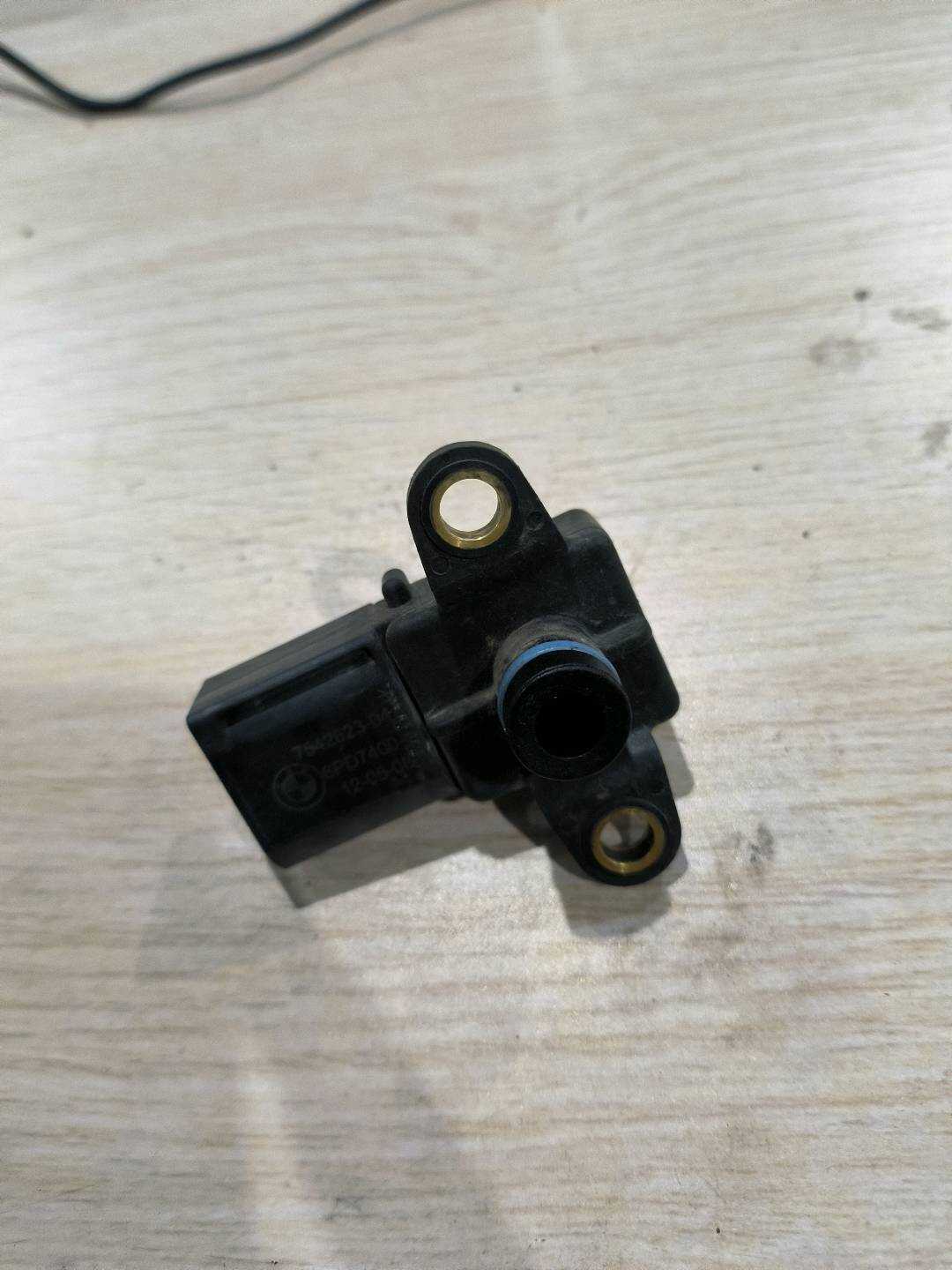 13628657300 Differential Pressure Sensor