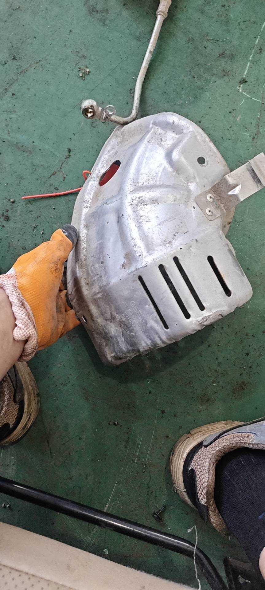 1016059472 增压器隔热罩