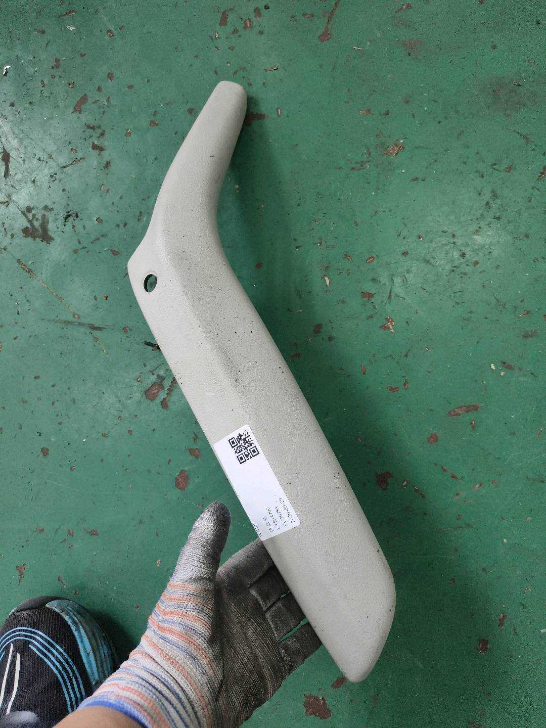 4FD867374A 后门扶手(右)