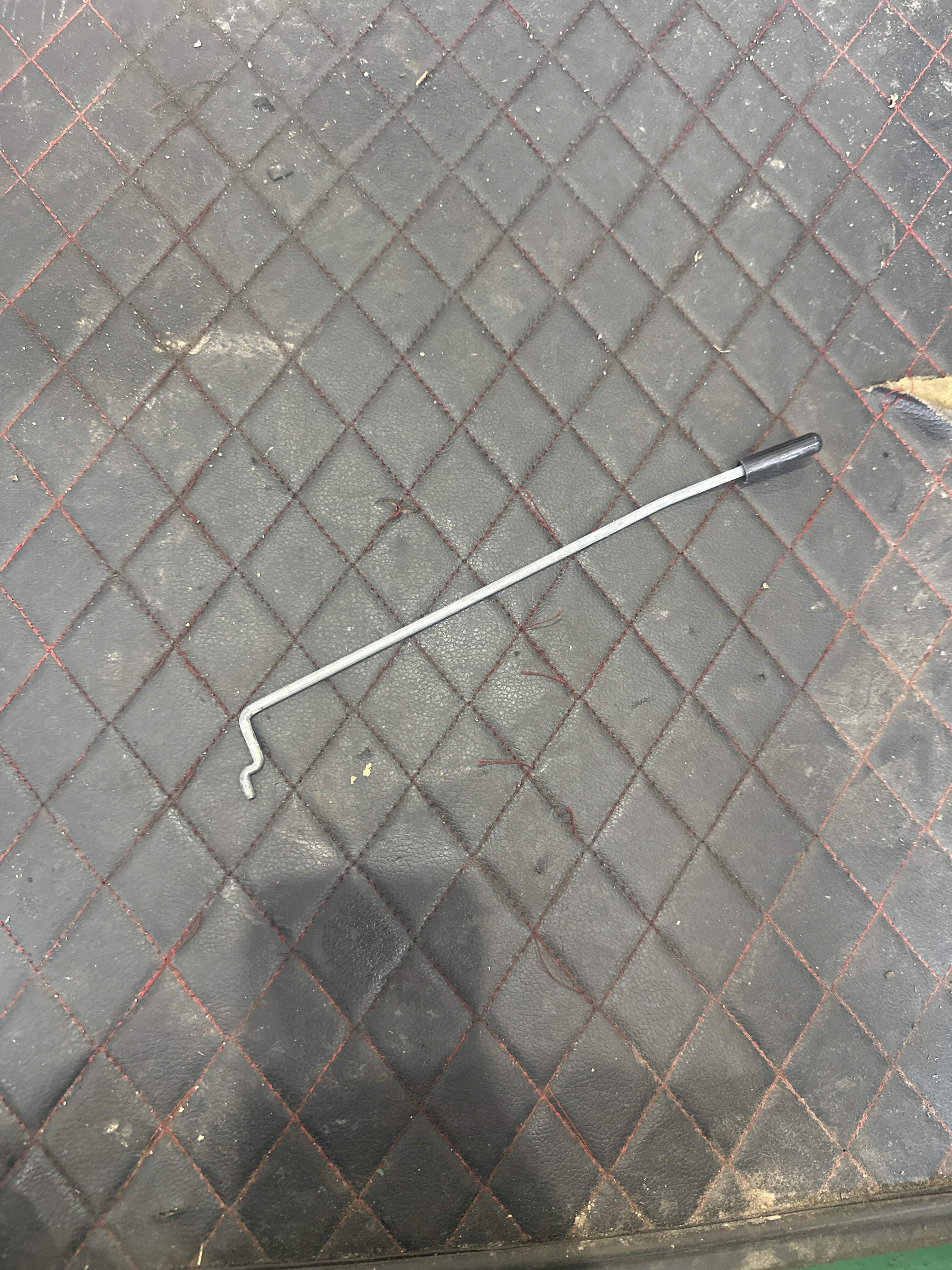 51217409269 前门锁止杆（左）