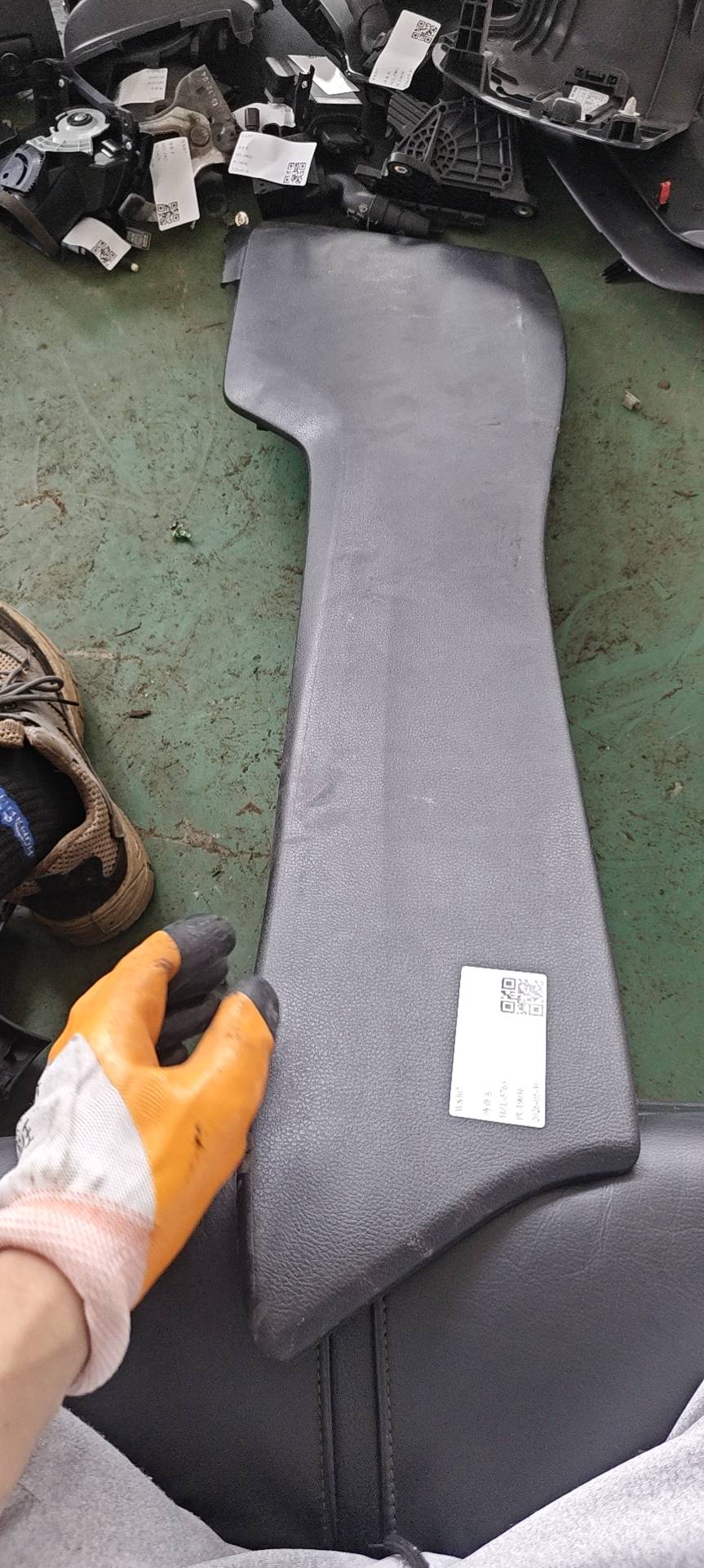 83401TB0H01ZB Center Console Trim Panel, Left